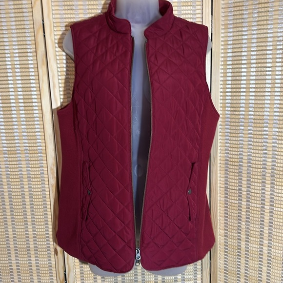 J. Jill Burgundy Red Zip Front Heavy Quilted Puffer Vest Button Pockets Medium - Picture 8 of 16